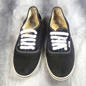 VANS OFF THE WALL BLACK & WHITE LOW TOP SKATE SHOES UNISEX WOMEN 8.5 MEN 7